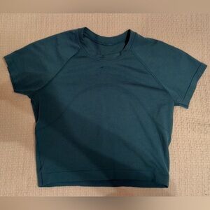 Lulu cropped athletic top